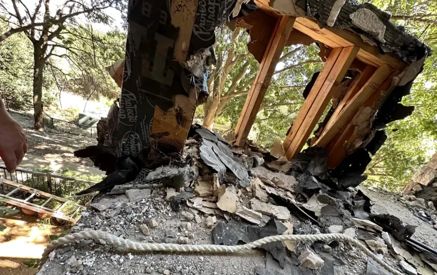 Cantilever balcony demolition and reconstruction